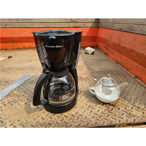 Proctor Silex Coffee Maker/Teacup Steeper Set