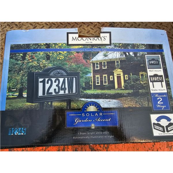 Solar House Display untested
