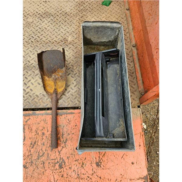 Old Ash Shovel/Metal Box/Plastic Box