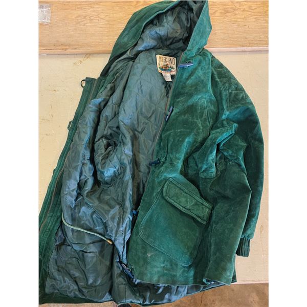 week-end 100% Green leather jacket- size L