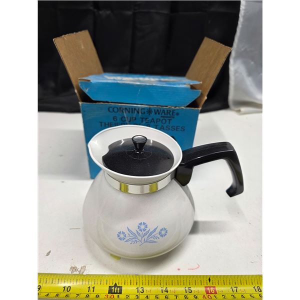 Corning ware blue cornflower teapot # P 104S