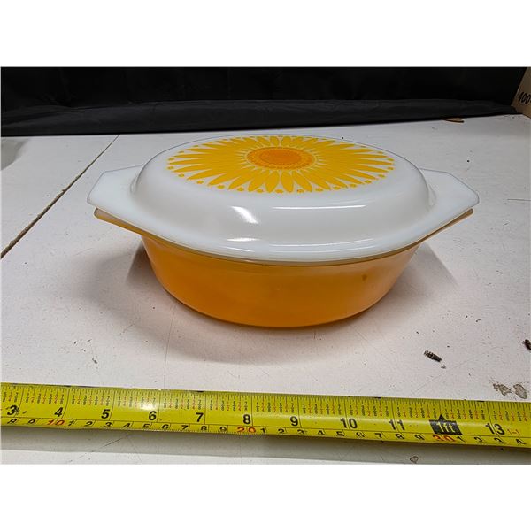 Pyrex orange dish