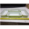Image 1 : 4 pyrex green loaf pans