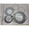 Image 2 : Set of 3 pyrex brown dishes
