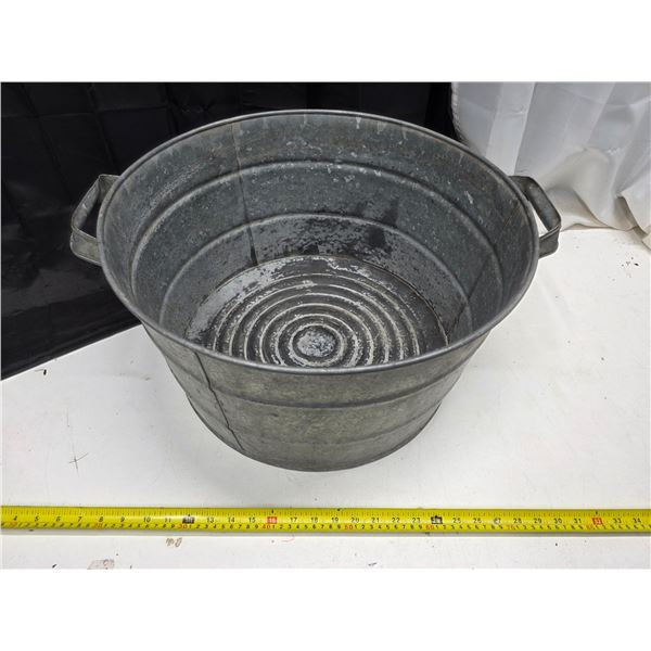 Wash tub- 21" by 10"H
