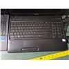 Image 3 : 2 working laptops- windows 7 and 8- asus and toshiba