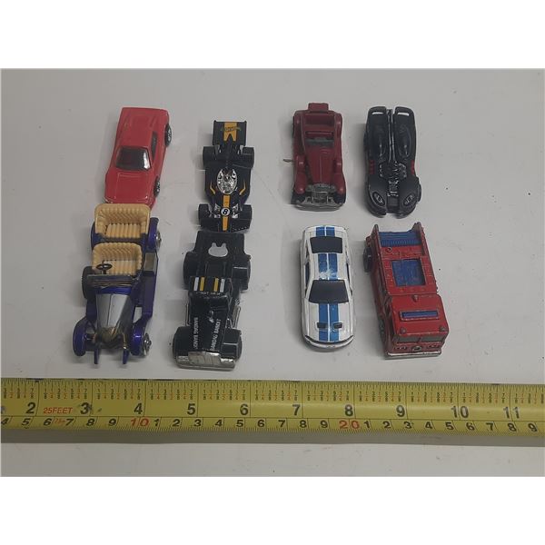 Vintage (2) Matchbox and (6) Hotwheels Cars.