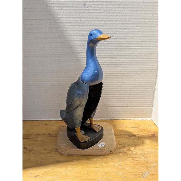 Vintage Duck Brush