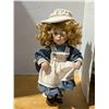 Image 1 : Vintage Porcelain Doll Original Box 12"