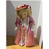 Image 1 : Vintage Porcelain Doll Original Box 17"