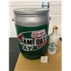 Image 1 : Roughriders cooler and bottle
