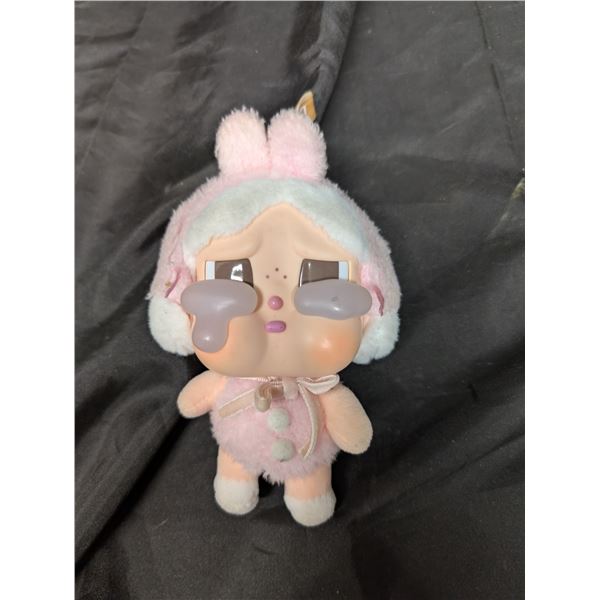CRYVAVY Crying Again Serries Vinyl Face Plus Collectable (Harder one to find)