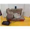 Image 1 : Portable Singer Sewing Machine W/ Motor Control and Case Forcover (Doesn't Go On properly anymore)