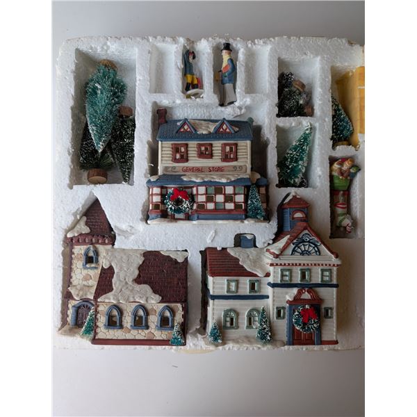 Vintage Christmas Village (Great Condition, Town Themed)