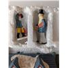Image 7 : Vintage Christmas Village (Great Condition, Town Themed)