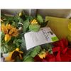 Image 3 : Lot of Flower and Christmas Decoration.