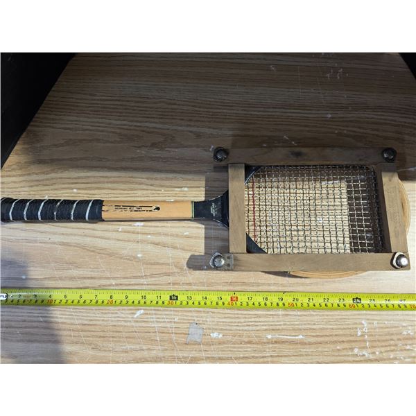 Tennis racket