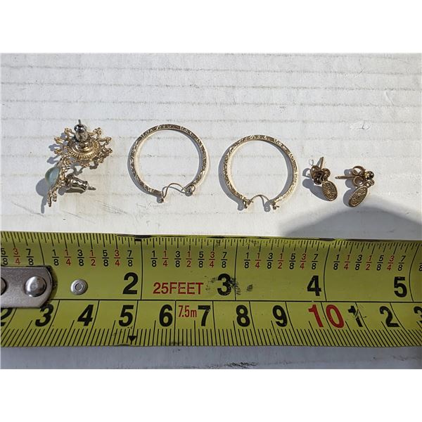 Gold plated earings