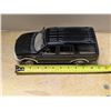 Image 5 : (2) Model Vehicles Scale 1/18 Ford Explorer / 1/18 Ford Expedition