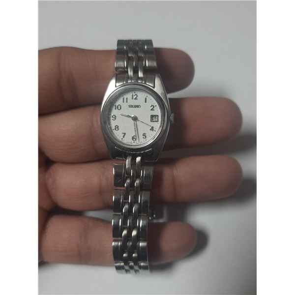 VINTAGE LADIES SEIKO QTZ,DATE @3 NEW BATT, RUNS
