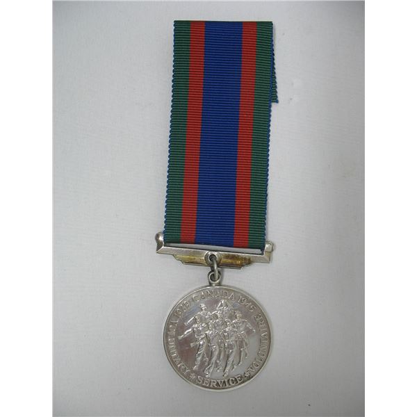SILVER CANADIAN WORLD WAR II VOLUNTARY SERVICE MEDAL - 32 Grams