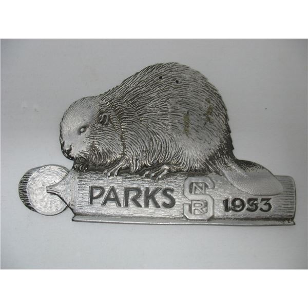 1933 SASKATCHEWAN PROVINCIAL PARK BEAVER BADGE- PARK ENTRANCE