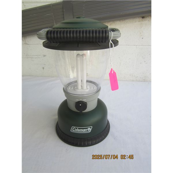 Coleman Lantern in Good Condition