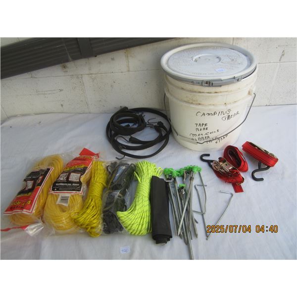 Lot of Camping Gear Ropes, Pegs, Straps Ect.