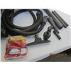Image 3 : 2.5 HP Shop Vac with Accessories Works Well