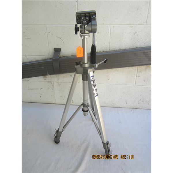 Hi Quality Aluminum Camera Trypot Fully Adjustable made by Velbon
