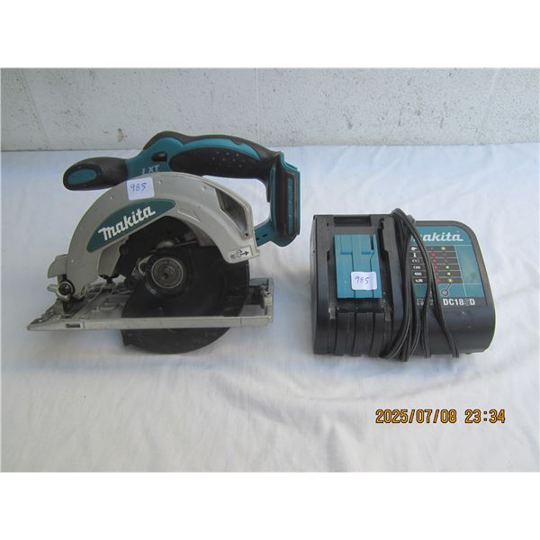 Makita Cordless LXT Saw and Charger Works Well No Battery