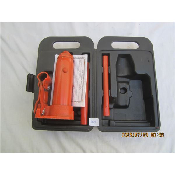 Bottle Jack with Case