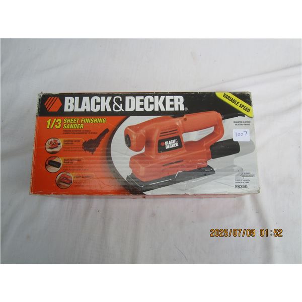 Black and Decker 1/3 Sheet Finishing Sander Tested and Working