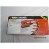Image 2 : Black and Decker 1/3 Sheet Finishing Sander Tested and Working