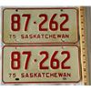 Image 1 : Set of two 75 Saskatchewan license plates, red print on ivory background, 87 - 262