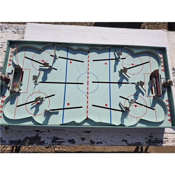 Power play hockey table