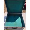 Image 3 : Steel suitcase