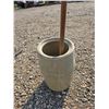 Image 2 : Crock butter churn