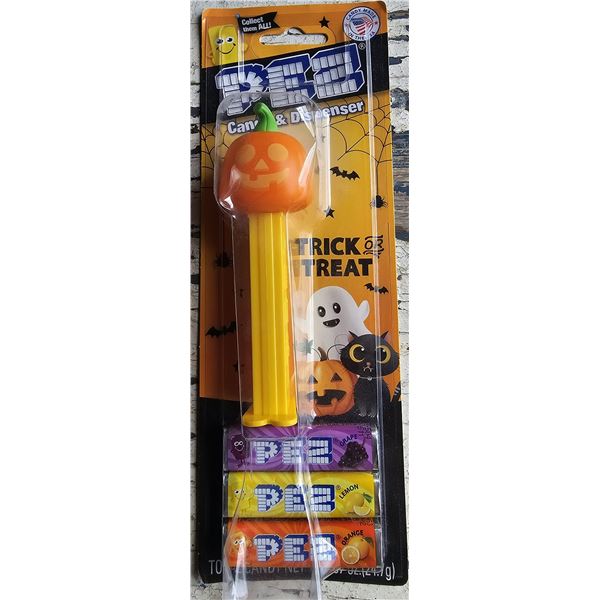 New Trick or Treat PEZ Dispenser