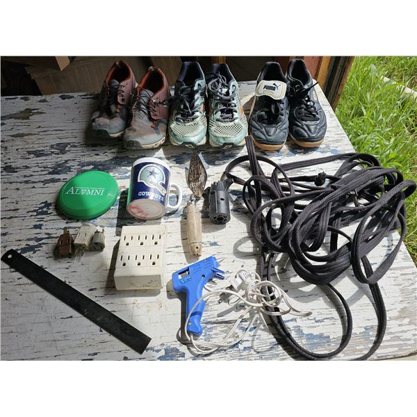 Box of Misc Items/Shoes