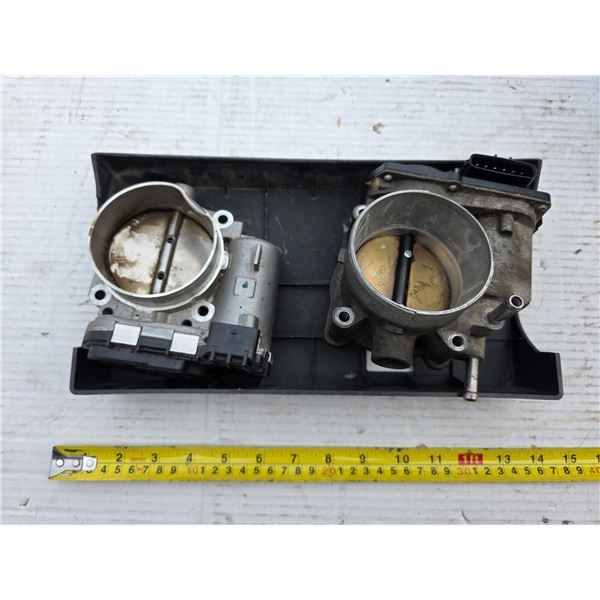 2 carburetors