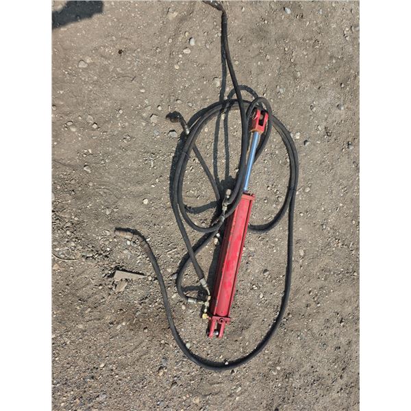 hydraulic ram