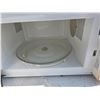 Image 3 : Microwave- untested