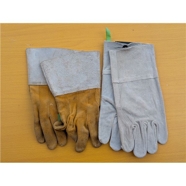 2 Pair of Welding Gloves