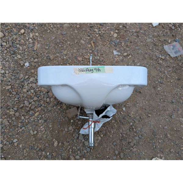 Vintage Wall Hanging Sink