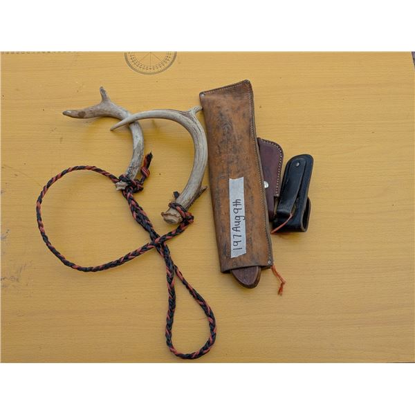 (2) Folding Knives (1) Folding Saw w/ Sheath an (1) Set of rattling Antlers