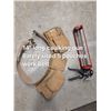 Image 1 : 14" Long Caulking Gun- 5 Pouch Work Belt (Very Good)