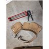 Image 2 : 14" Long Caulking Gun- 5 Pouch Work Belt (Very Good)