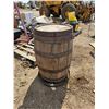 Image 1 : 3' wooden Barrel