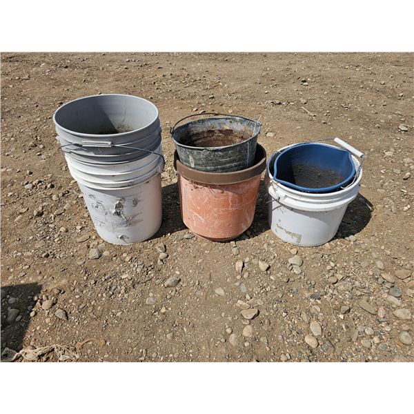 Pails/Plant Pots